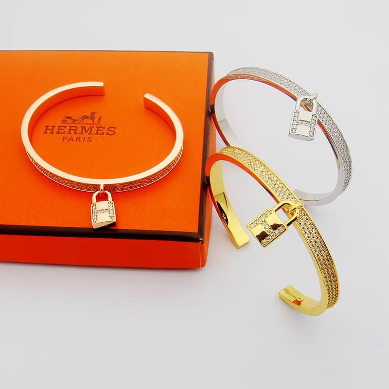 18K Kelly Clochette Diamond Hermes Bracelet