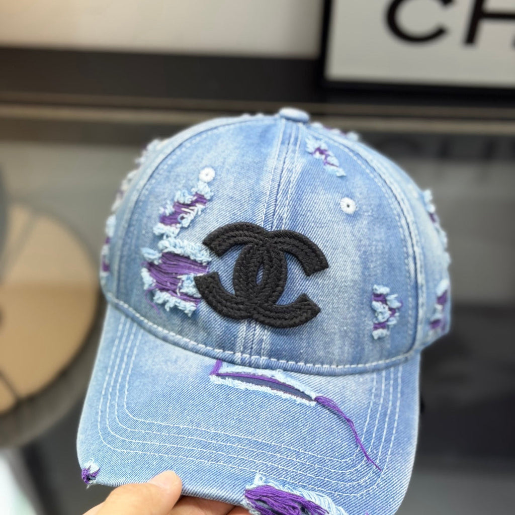 Distressed Denim Baseball Cap - Vintage Washed Streetwear Hat