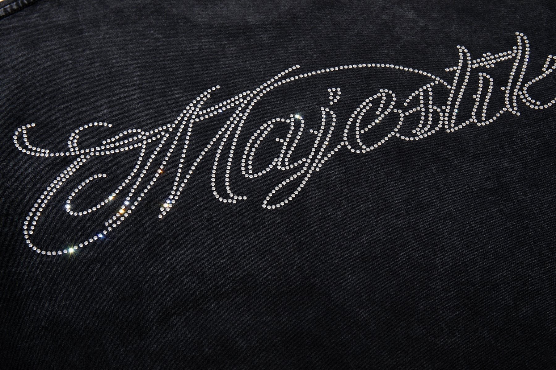 MAJESTIK Racing Graphic T-Shirt — detail