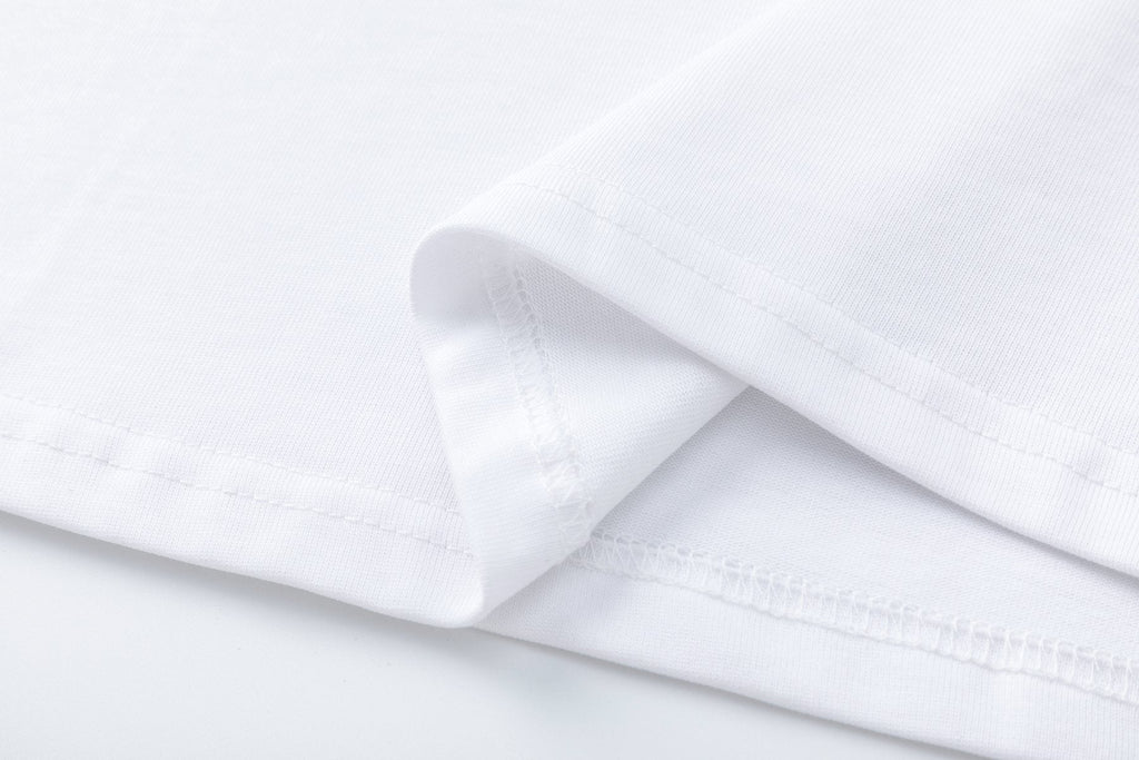 Supreme World Famous Short-Sleeve Graphic T-Shirt — fabric_closeup